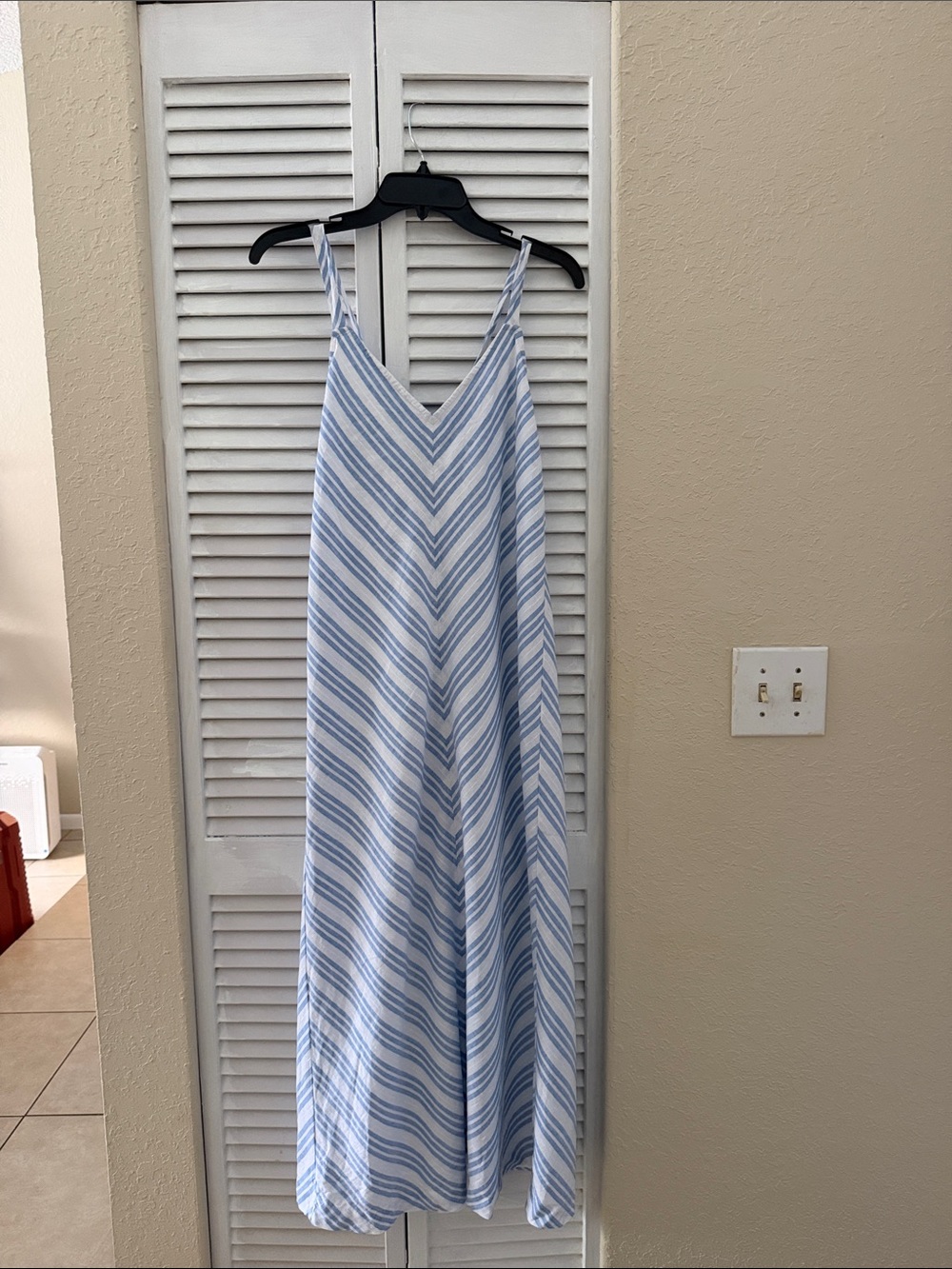 Splendid Gisele Blue & White Striped V-Neck Midi Dress new size large